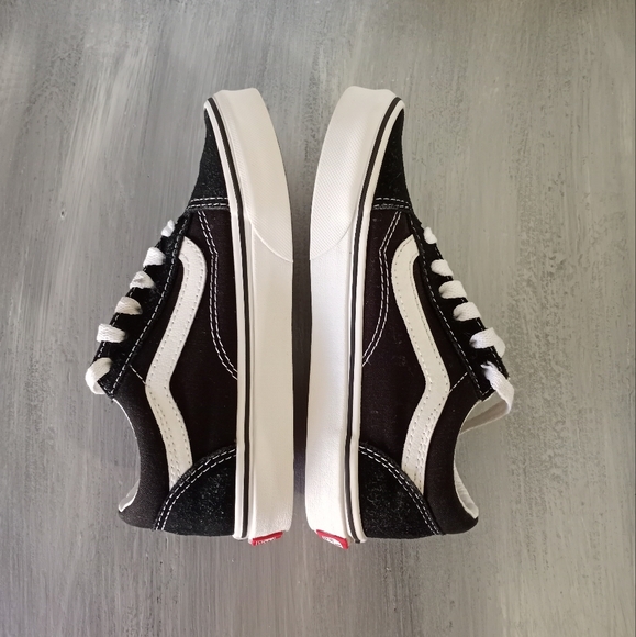 Vans Oldskool Skateboard Sneakers Shoes Kids Size 1 - Picture 6 of 15